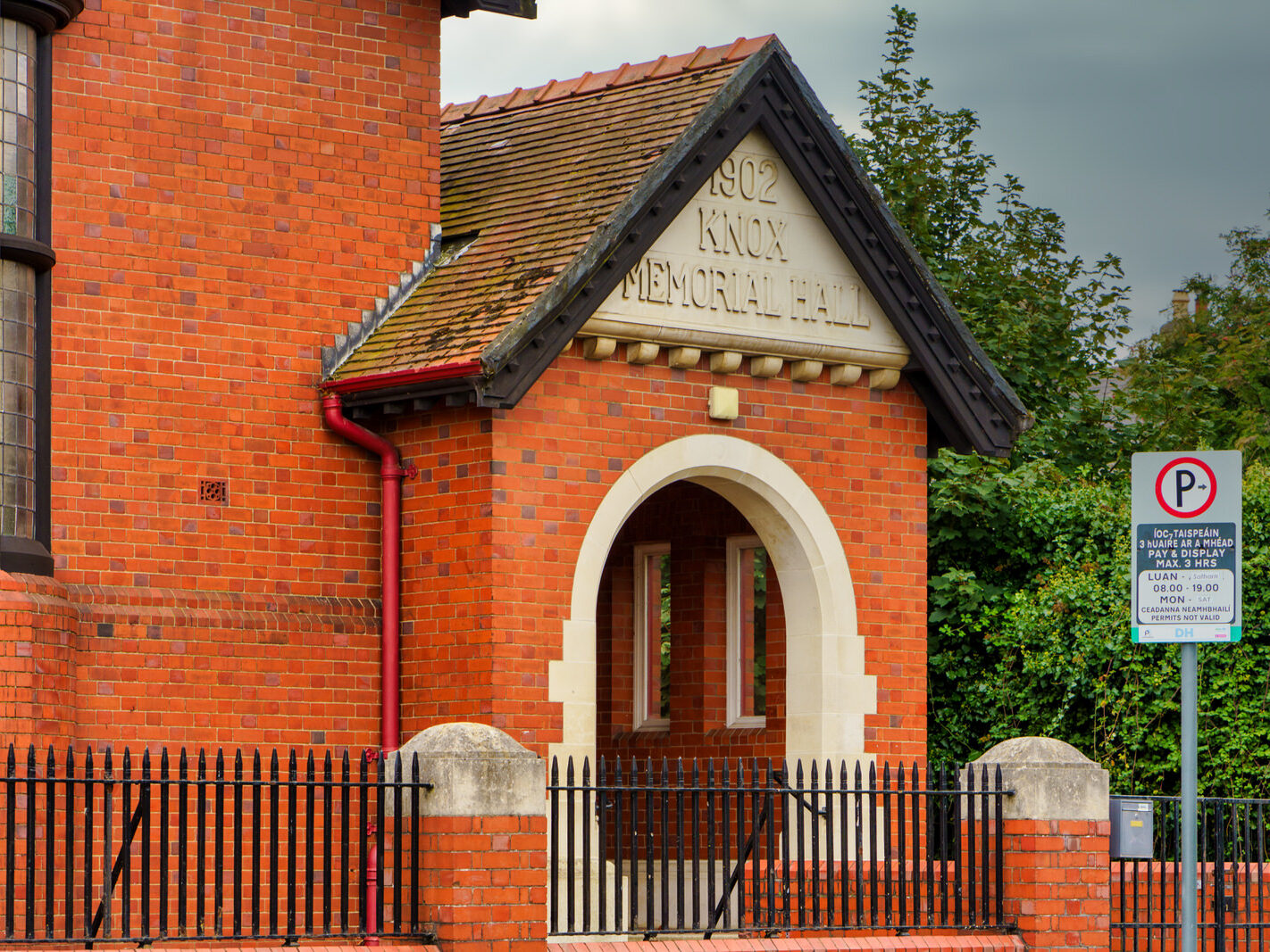 THE KNOX MEMORIAL HALL 1902 [MONKSTOWN VILLAGE]-241599-1