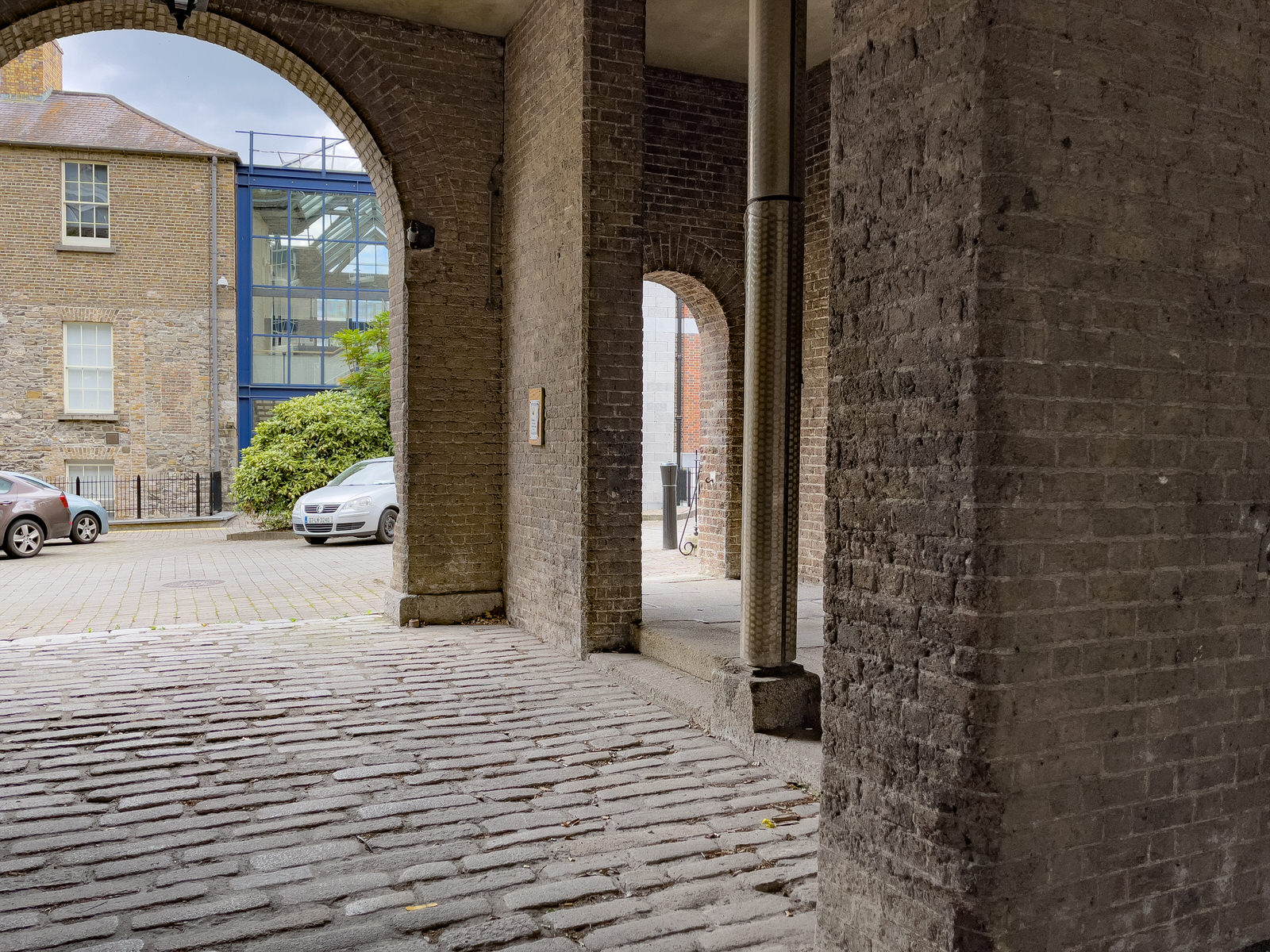 SHIP STREET GATE AREA INSIDE THE WALLS OF DUBLIN CASTLE [MUCH OF THIS STREET IS PARALLEL TO GREAT SHIP STREET]-243996-1