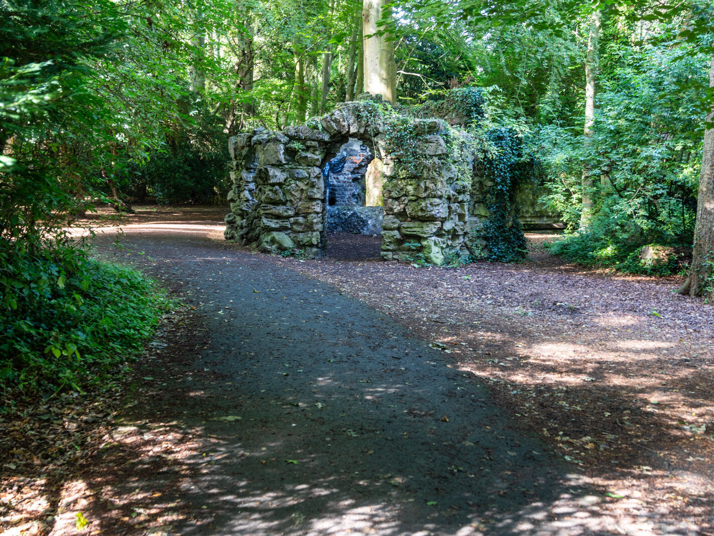 THE SHELL HOUSE [A OLD FOLLY AT BUSHY PARK]-243811-1