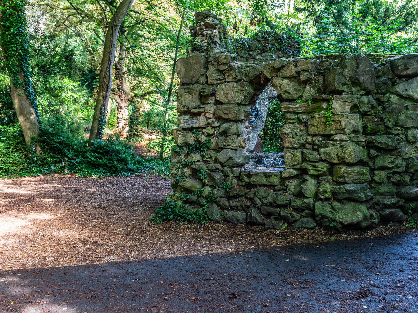 THE SHELL HOUSE [A OLD FOLLY AT BUSHY PARK]-243817-1