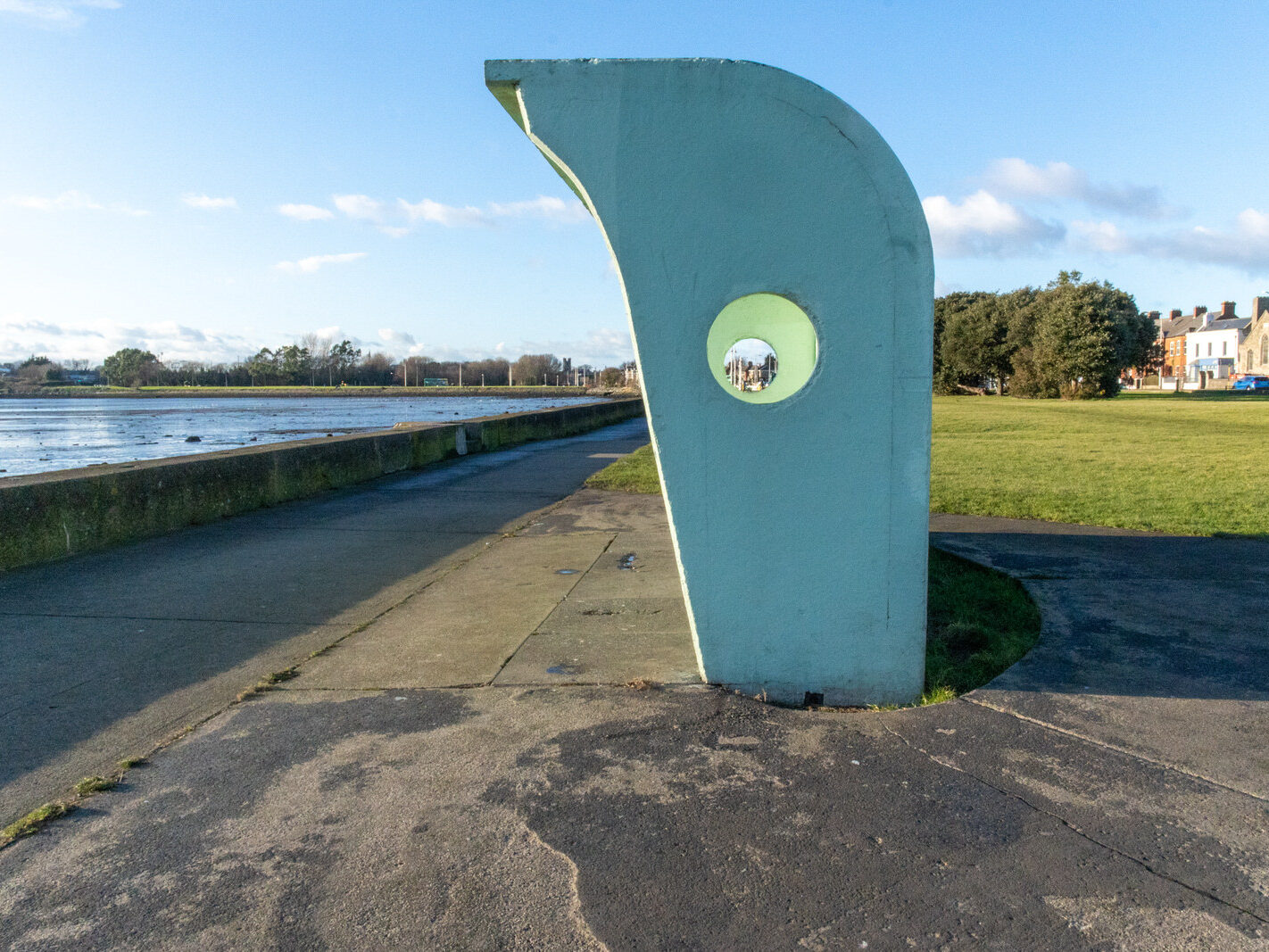 THE WIND SHELTERS AND THE BANDSTAND ALONG CLONTARF PROMENADE [REMAIN AS A TRIBUTE TO HERBERT SIMMS]-246823-1