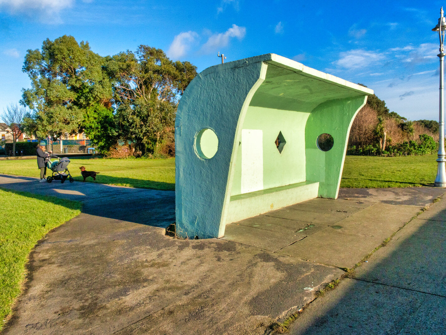 THE WIND SHELTERS AND THE BANDSTAND ALONG CLONTARF PROMENADE [REMAIN AS A TRIBUTE TO HERBERT SIMMS]-246825-1