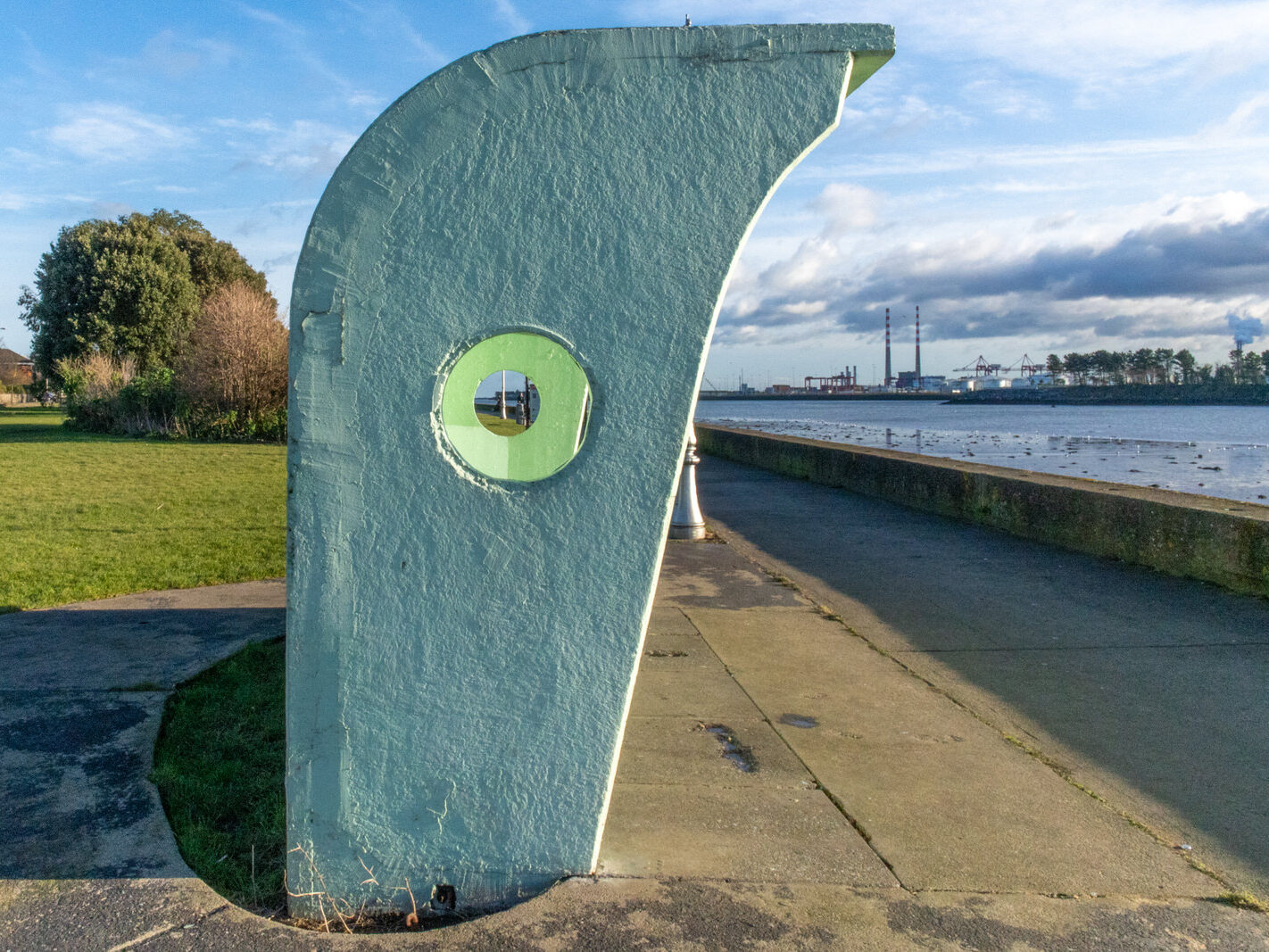 THE WIND SHELTERS AND THE BANDSTAND ALONG CLONTARF PROMENADE [REMAIN AS A TRIBUTE TO HERBERT SIMMS]-246826-1