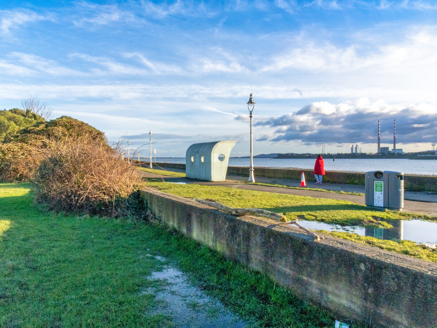 THE WIND SHELTERS AND THE BANDSTAND ALONG CLONTARF PROMENADE [REMAIN AS A TRIBUTE TO HERBERT SIMMS]-246842-1