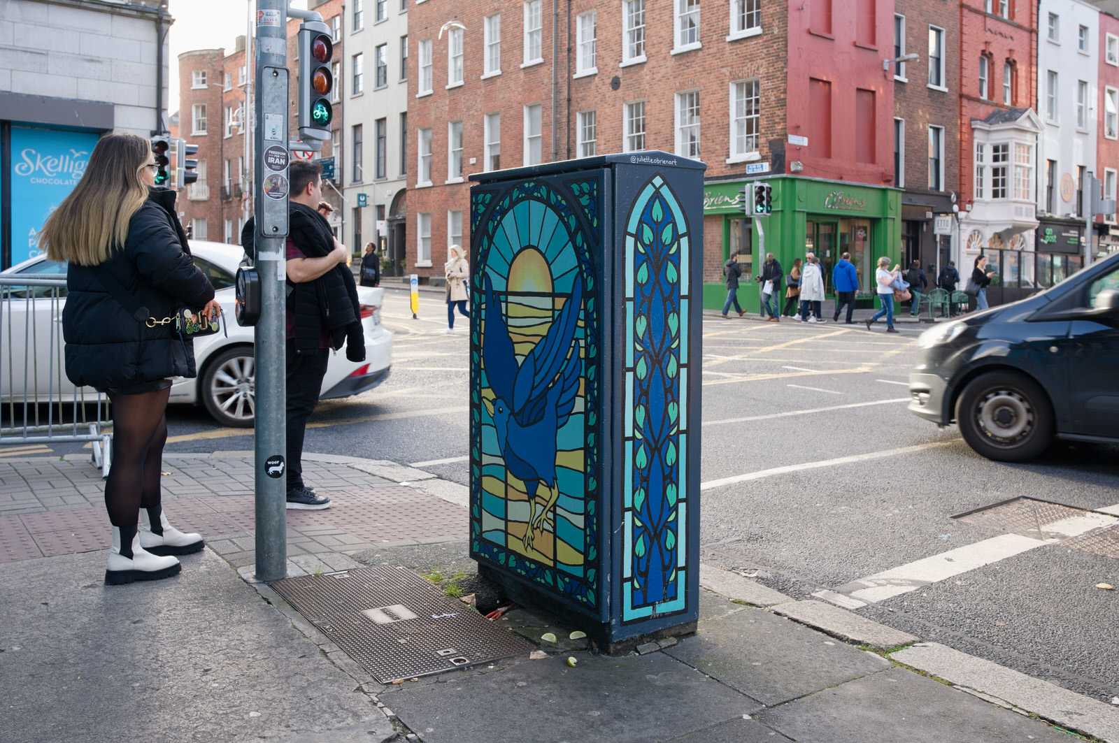 PAINT-A-BOX STREET ART BY JULIETTE O'BRIEN 