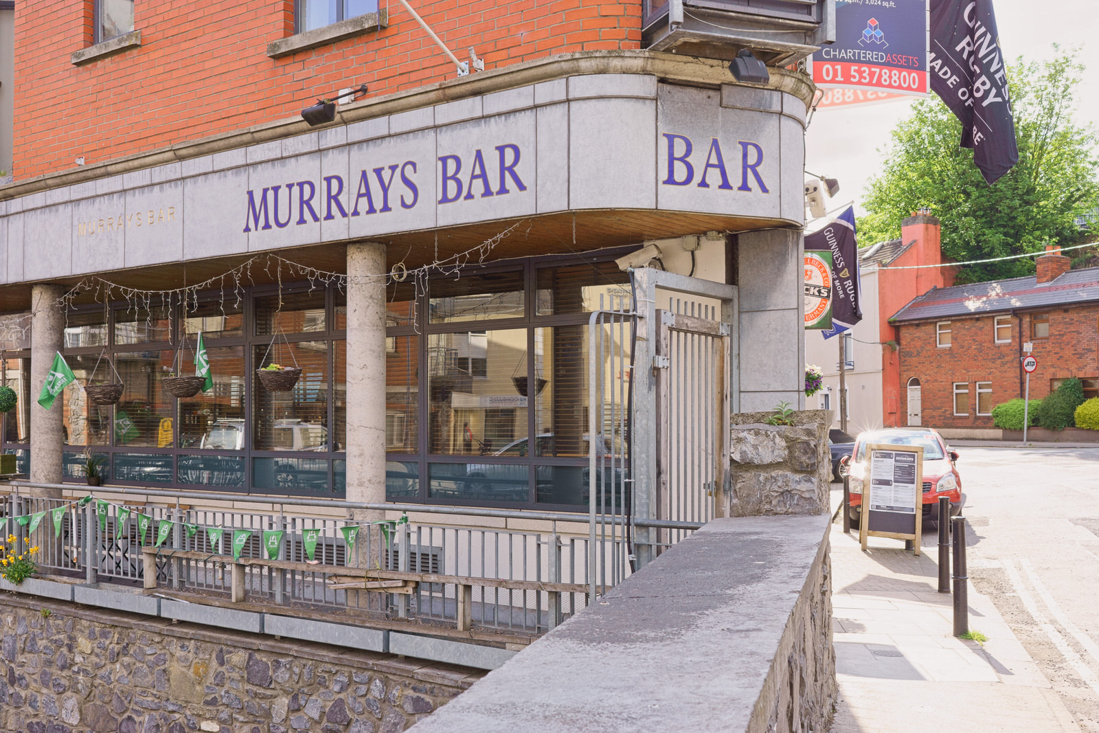 Murrays Bar