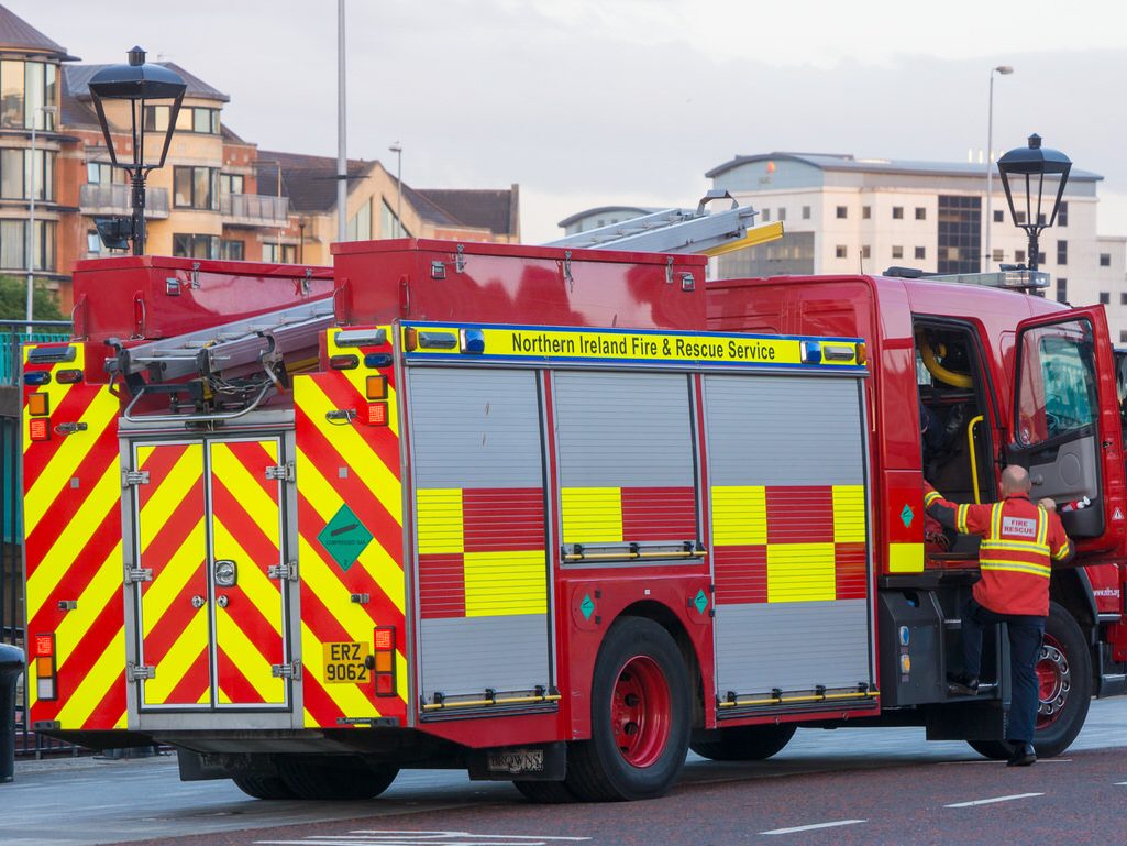 FIRE ENGINE ERZ 9062 VOLVO FM-330 SRT SRP [ROMEO TANGO 190] 007