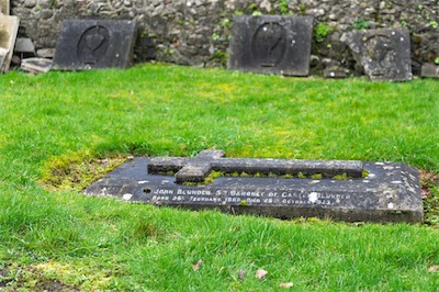 ST CANICE'S CATHEDRAL AND ROUND TOWER PLUS GRAVEYARD [PHOTOGRAPHED FEBRUARY 2026]-265363.jpg