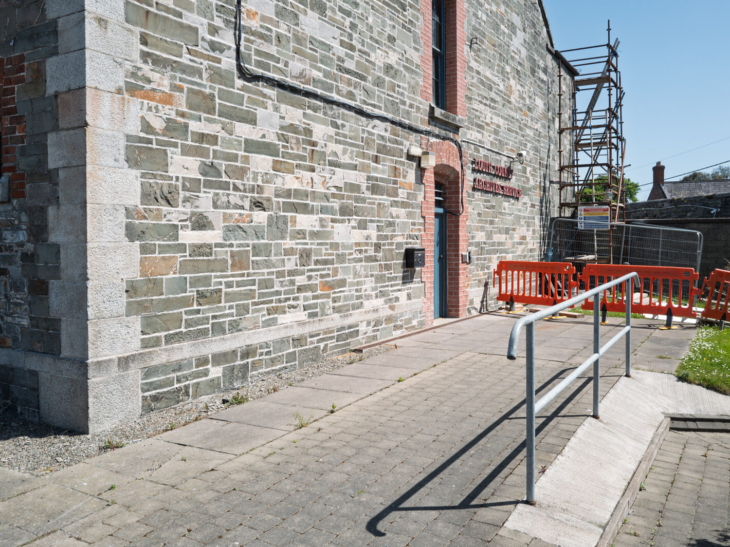 LOUTH COUNTY ARCHIVE SERVICE AT THE OLD GAOL ON ARDEE ROAD IN DUNDALK [TREASURE TROVE OF LOCAL HISTORY]-251623-1