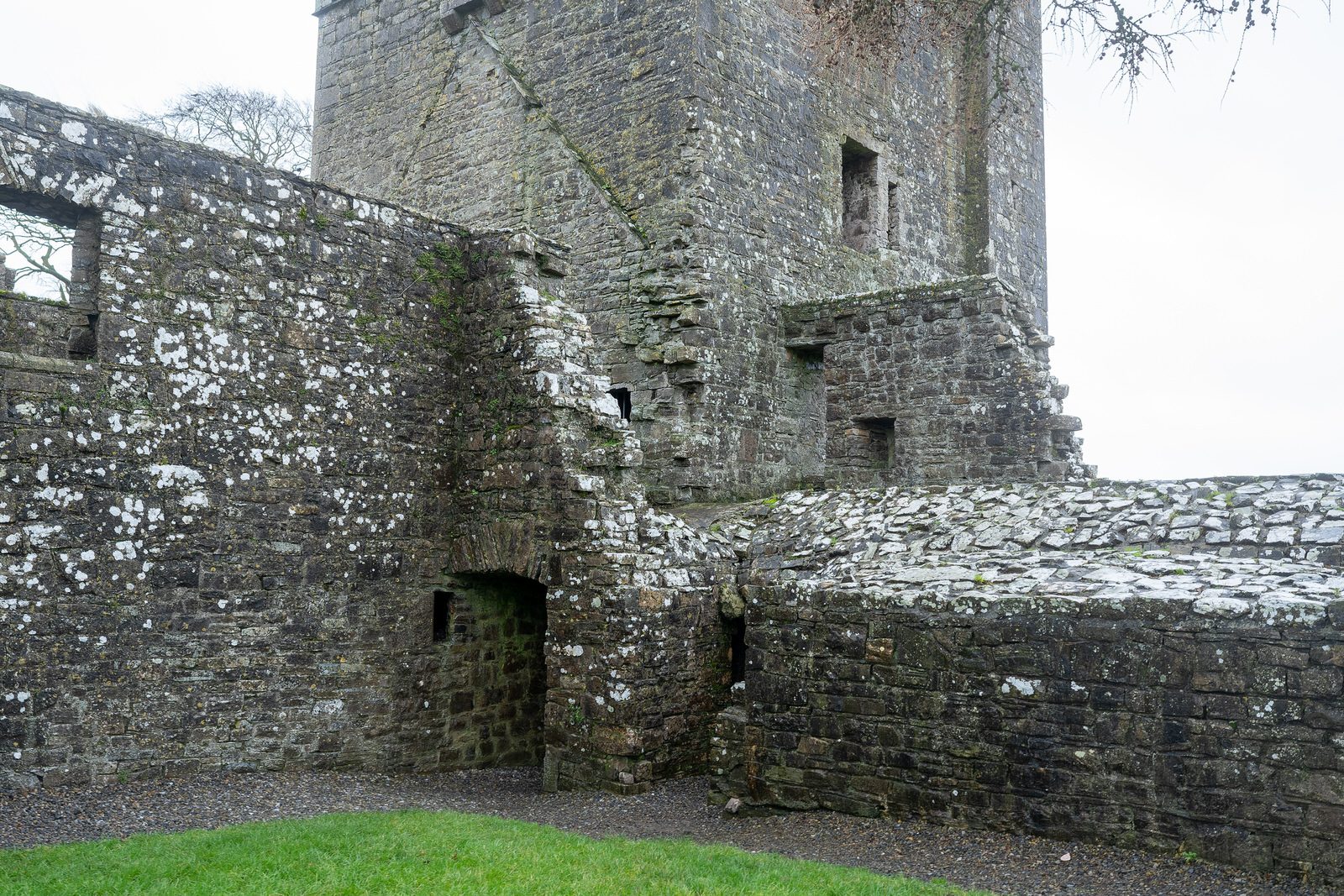 HISTORIC SITE NEAR THE TOWN OF TRIM 012