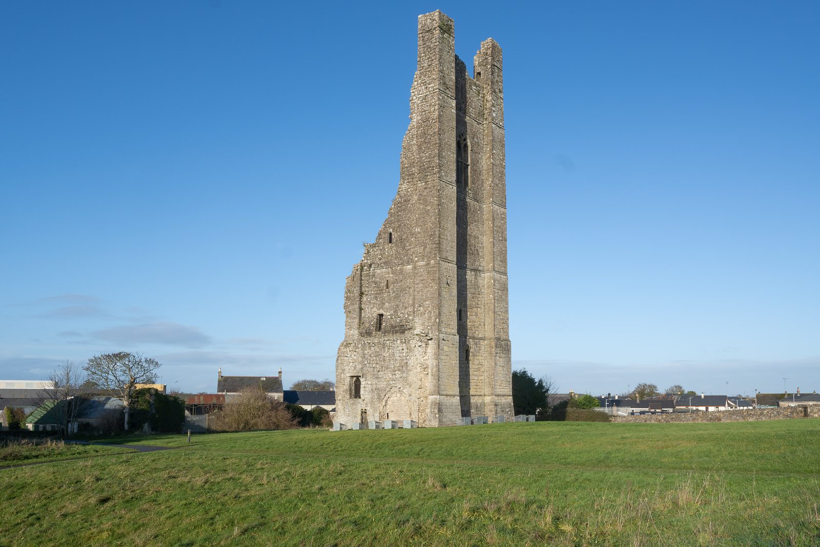 THE YELLOW STEEPLE AND TALBOT'S CASTLE AT ST MARY'S ABBEY 025