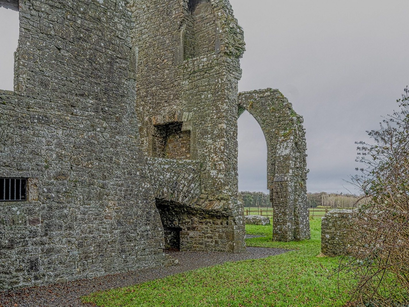 BECTIVE ABBEY WHICH I VISITED LAST CHRISTMAS [THERE WERE NO OTHER VISITORS AS IT WAS A VERY WET DAY]--225217-1