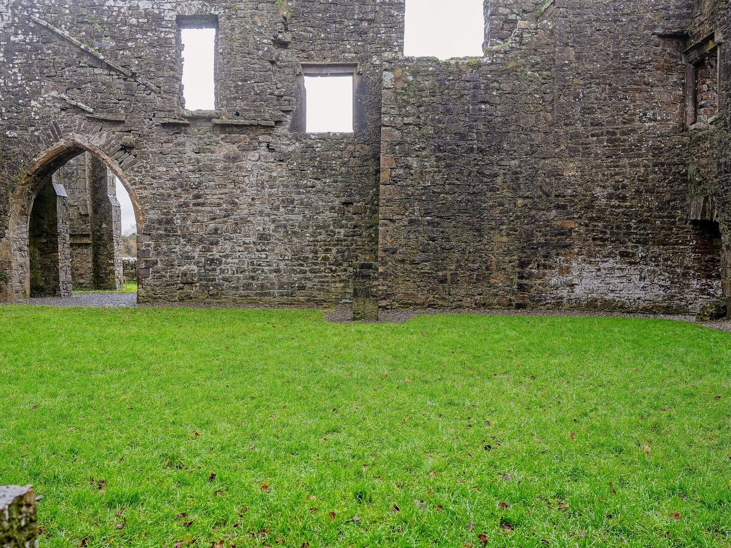 BECTIVE ABBEY WHICH I VISITED LAST CHRISTMAS [THERE WERE NO OTHER VISITORS AS IT WAS A VERY WET DAY]--225234-1