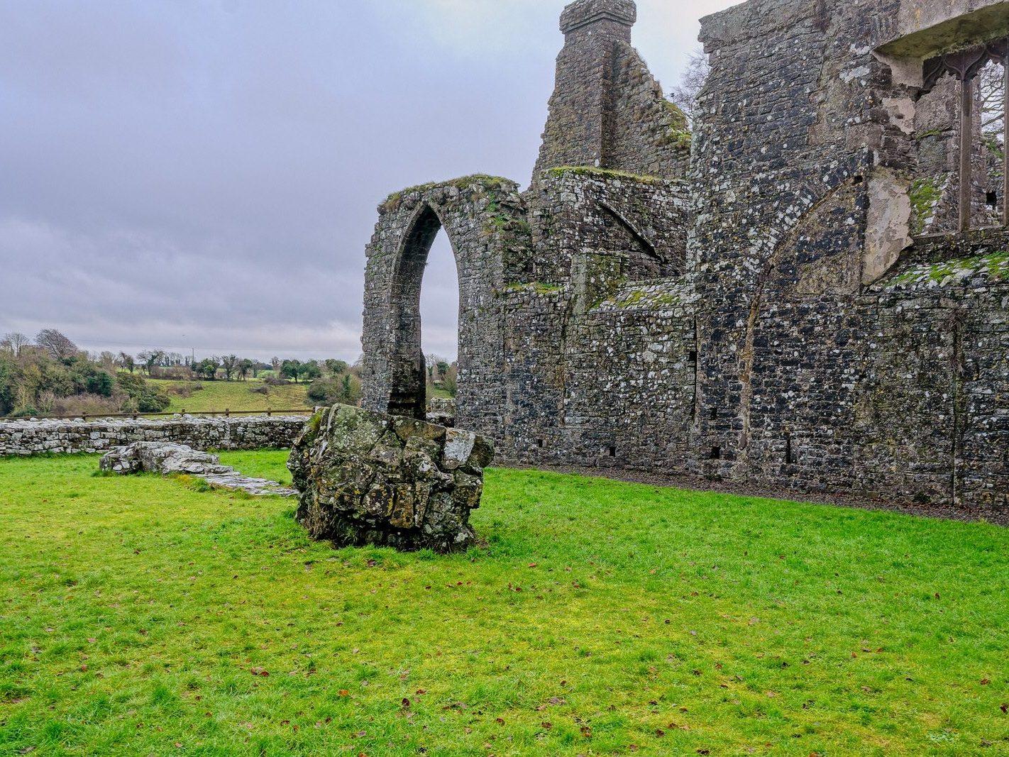 BECTIVE ABBEY WHICH I VISITED LAST CHRISTMAS [THERE WERE NO OTHER VISITORS AS IT WAS A VERY WET DAY]--225238-1