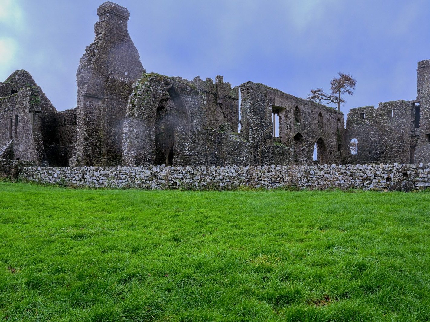 BECTIVE ABBEY WHICH I VISITED LAST CHRISTMAS [THERE WERE NO OTHER VISITORS AS IT WAS A VERY WET DAY]--225241-1