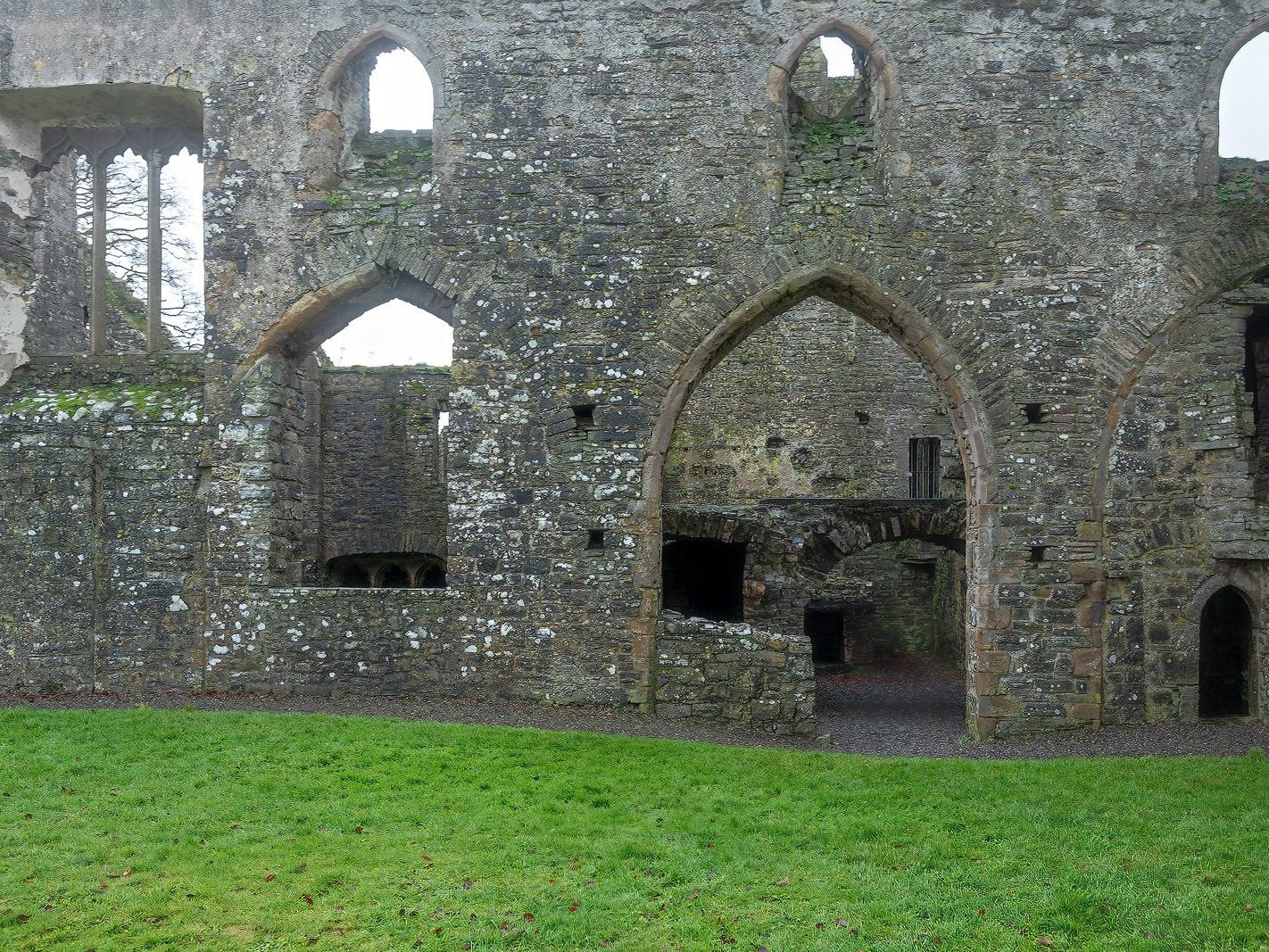 BECTIVE ABBEY WHICH I VISITED LAST CHRISTMAS [THERE WERE NO OTHER VISITORS AS IT WAS A VERY WET DAY]--225244-1