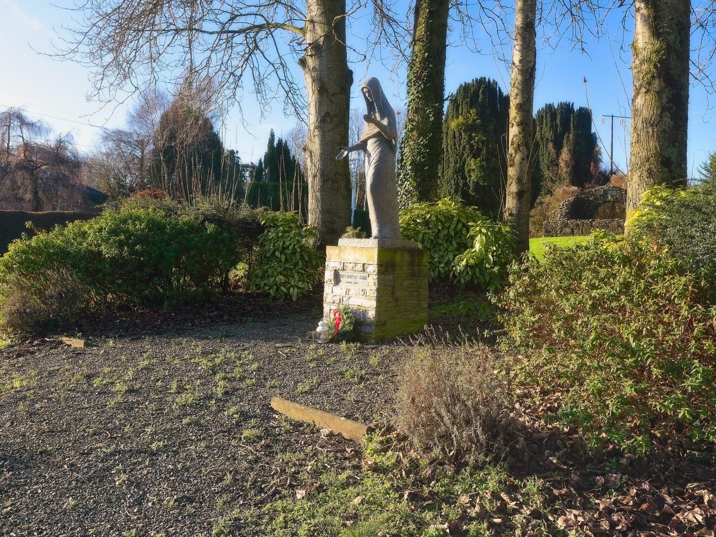 THE MAUDLIN CEMETERY [FEATURING OUR LADY OF TRIM BY CHRISTOPHER RYAN]-225114-1