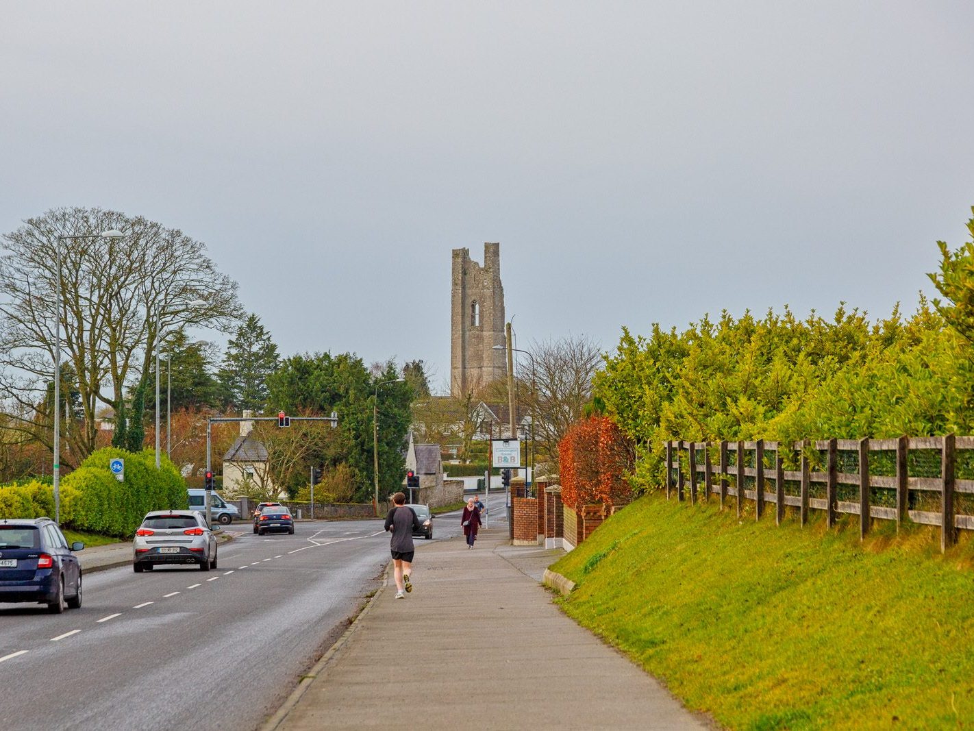 THE YELLOW STEEPLE DOMINATES THE TOWN OF TRIM [ALSO KNOWN AS ST MARYS ABBEY]-226755-1