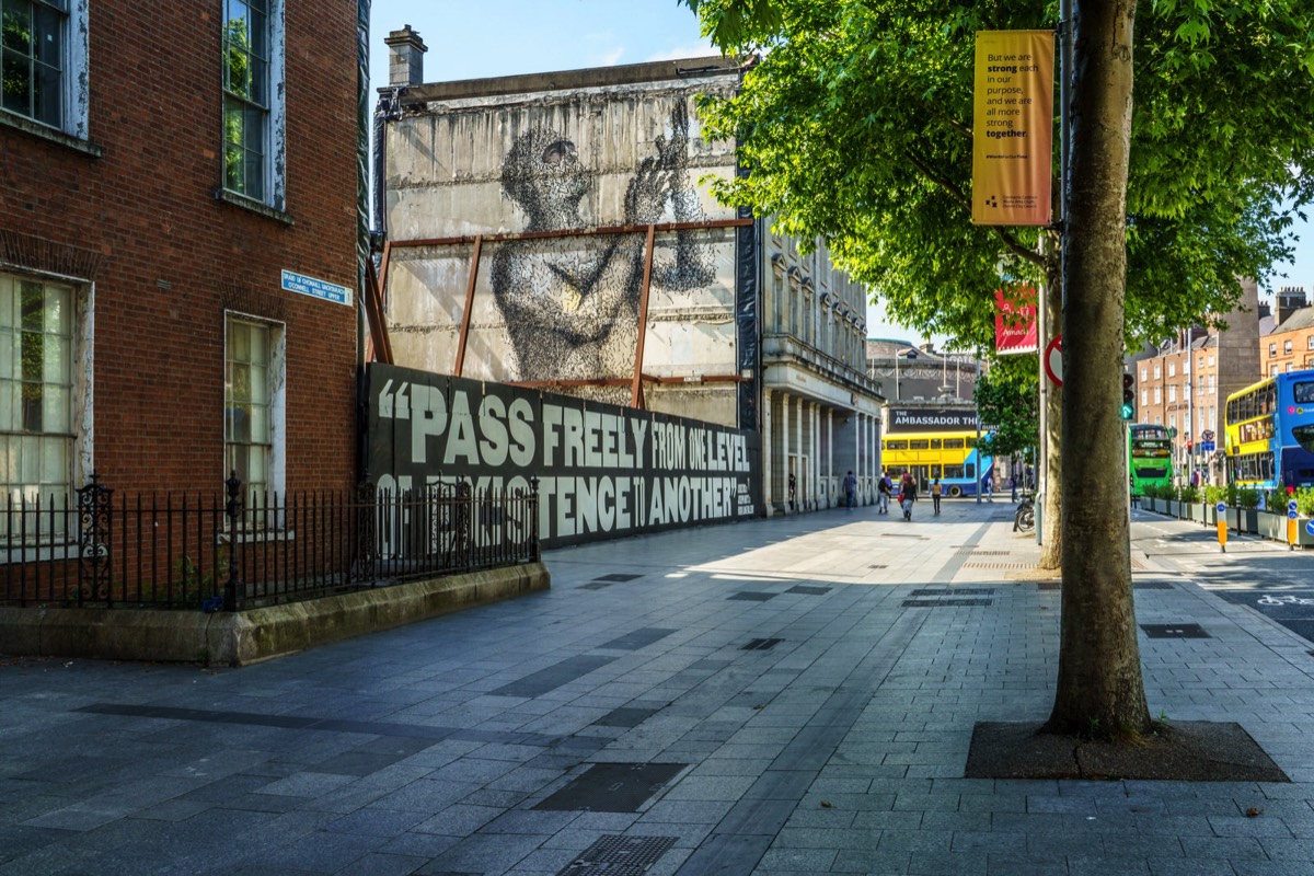 PASS FREELY BY STREET ARTIST ASBESTOS 004