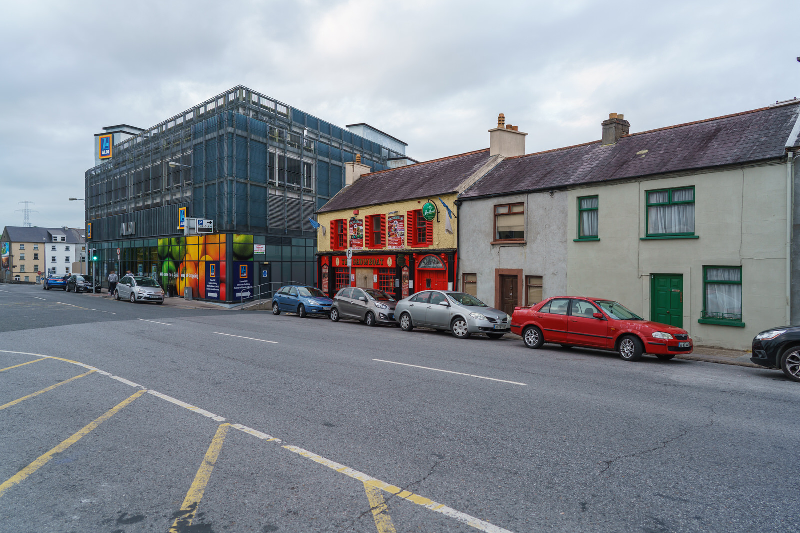 THE SHOWBOAT PUB IN WATERFORD 001
