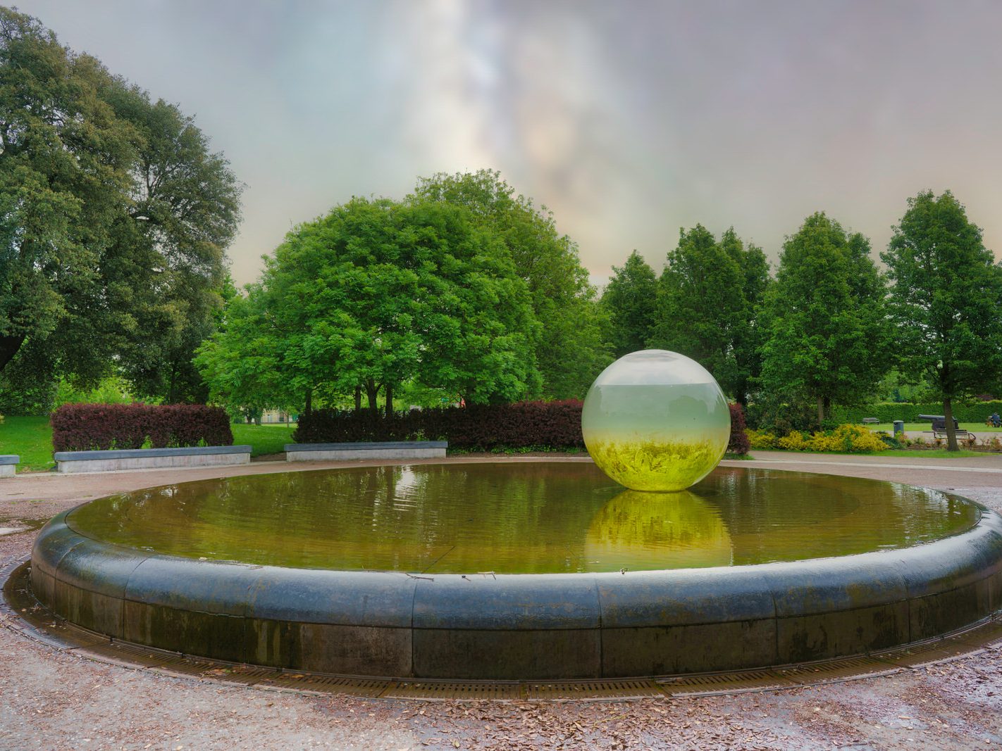 AN INTERESTING WATER FEATURE IN THE WATERFORD PEOPLES PARK 005