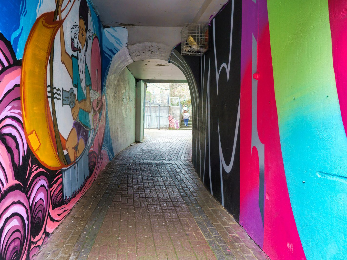 STREET ART IN WATERFORD IN MAY 2016 001