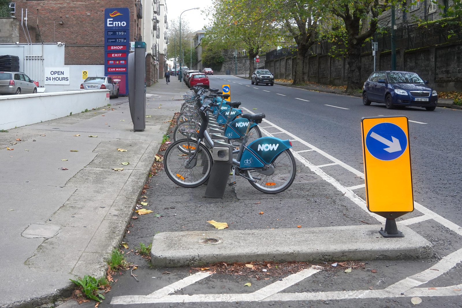 DUBLINBIKES DOCKING STATION 82 IS LOCATED HERE AT MOUNT BROWN 003