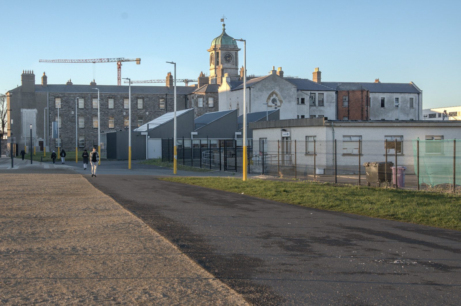 A SUNNY BUT VERY COLD DAY AT THE GRANGEGORMAN UNIVERSITY CAMPUS 052