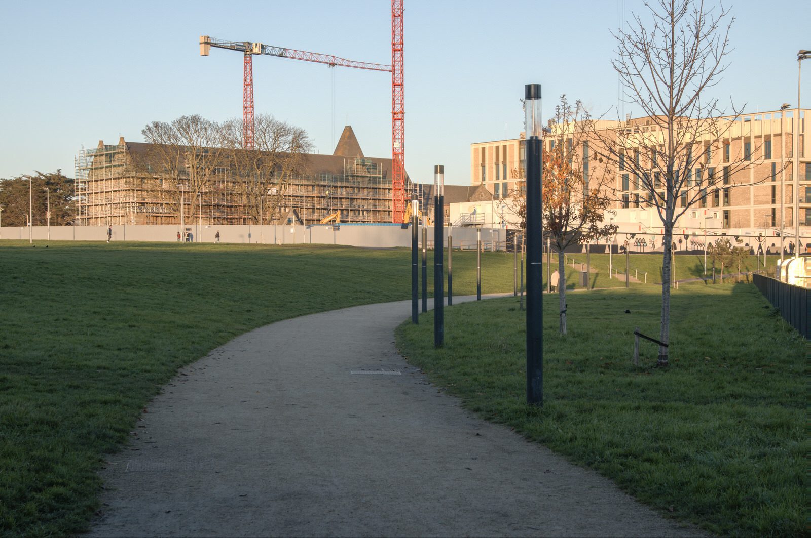 A SUNNY BUT VERY COLD DAY AT THE GRANGEGORMAN UNIVERSITY CAMPUS 003