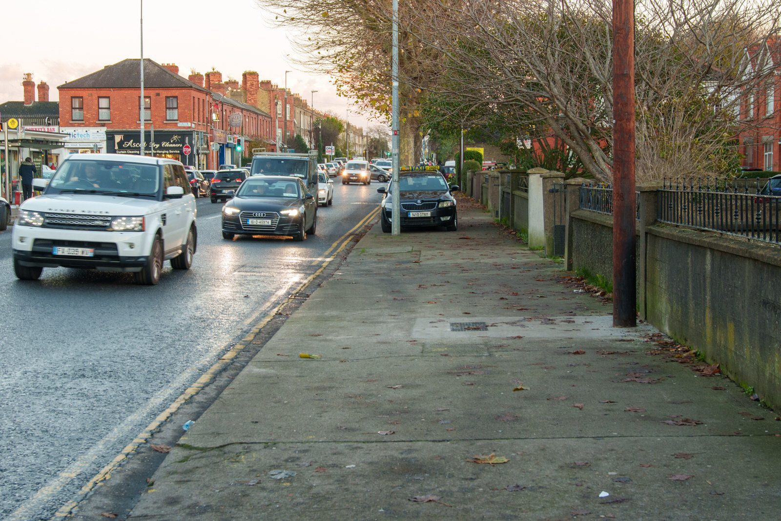 A WALK ALONG A SECTION OF CABRA ROAD  006