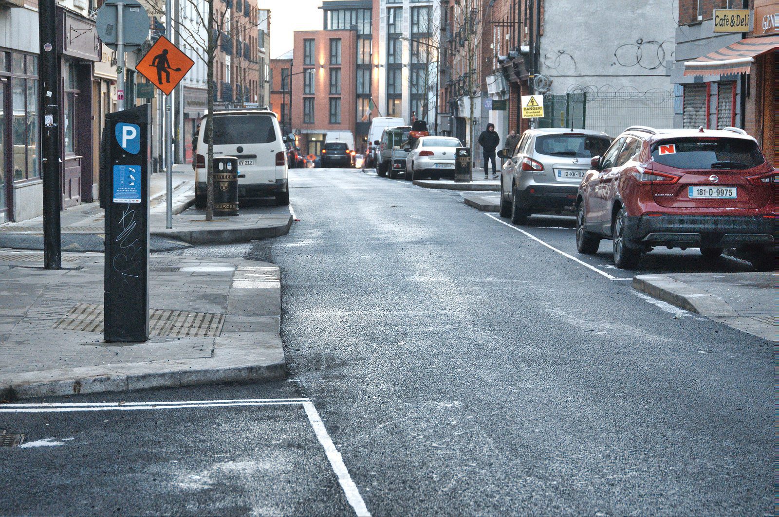 ROAD AND FOOTPATHS WERE SLIPPY BECAUSE OF ICE 024