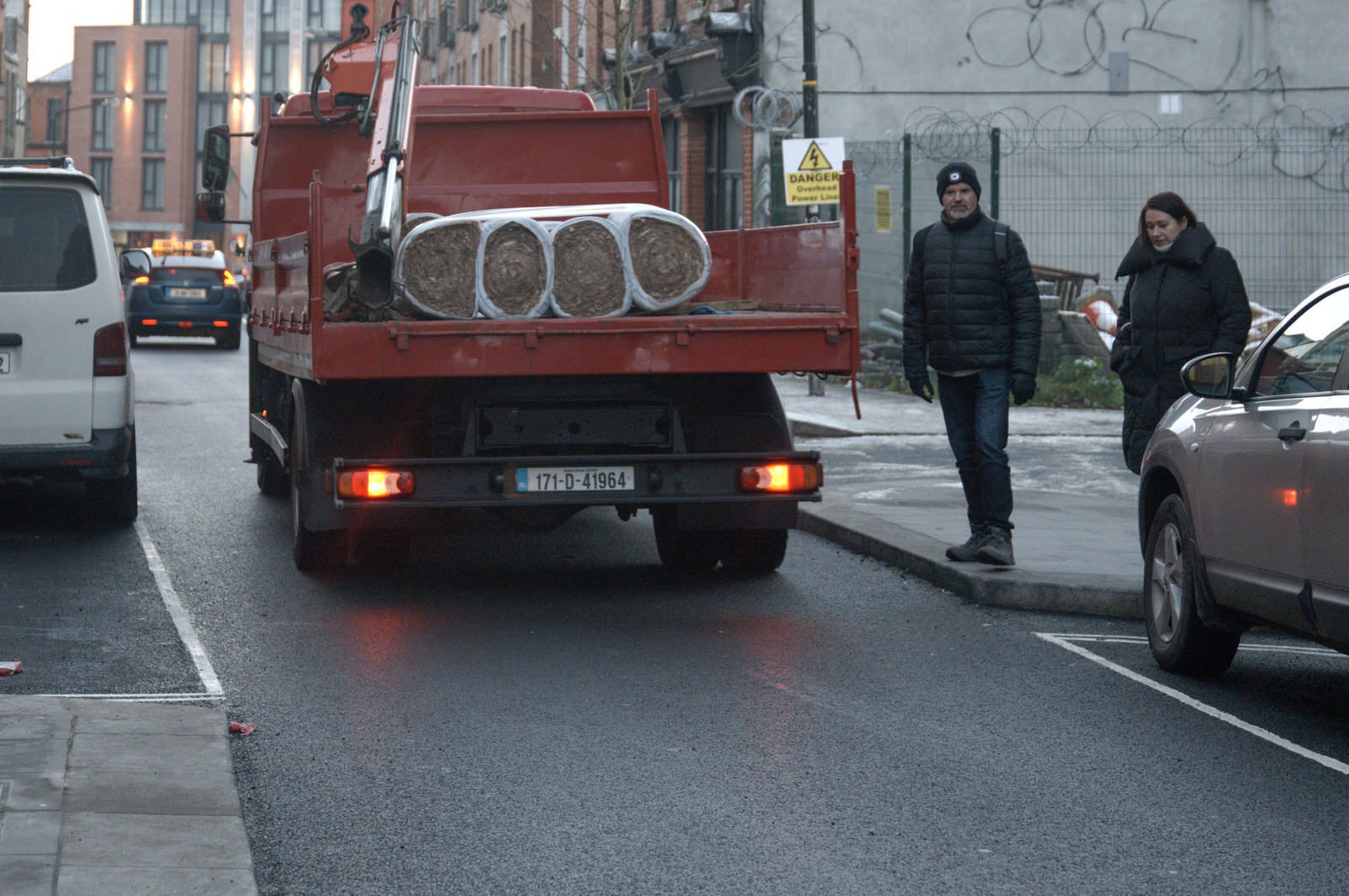 ROAD AND FOOTPATHS WERE SLIPPY BECAUSE OF ICE 028