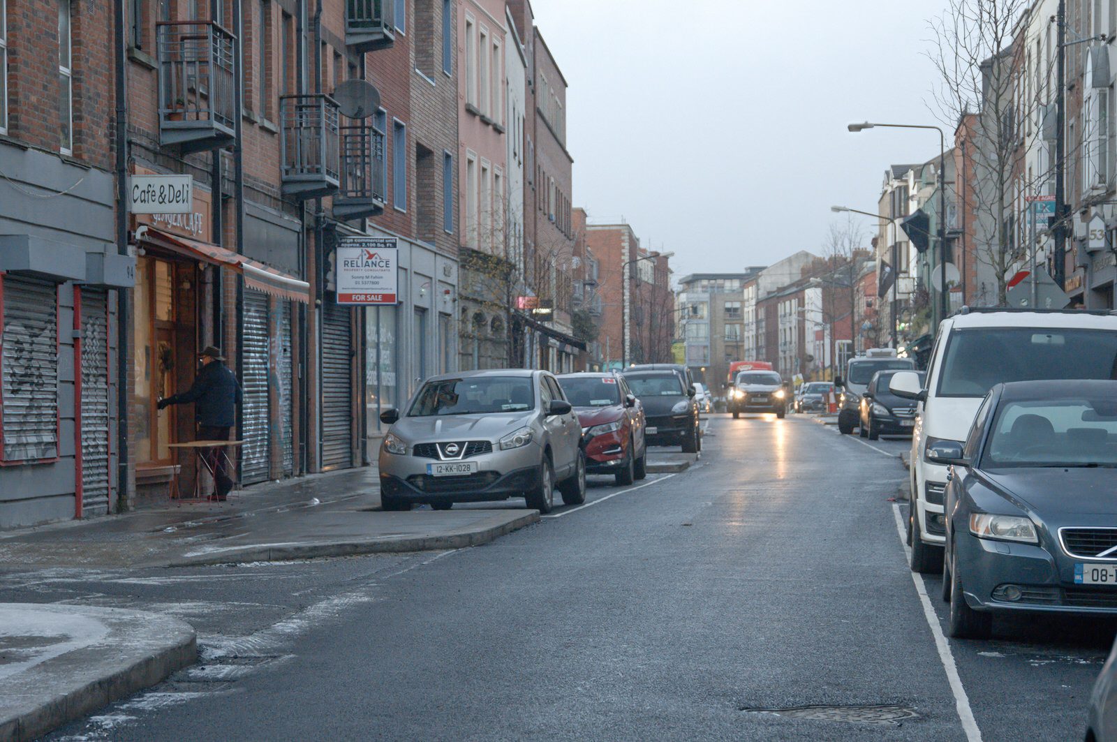 ROAD AND FOOTPATHS WERE SLIPPY BECAUSE OF ICE 031