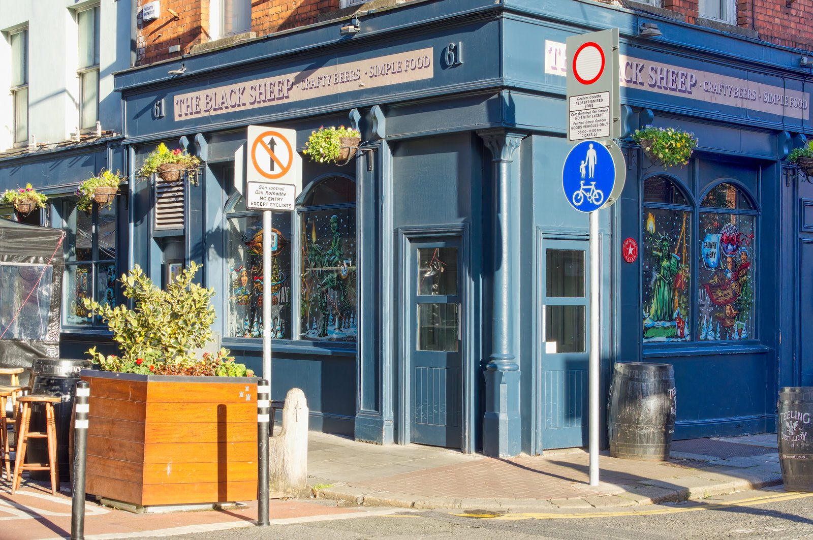 THE BLACK SHEEP PUB AT 61 CAPEL STREET