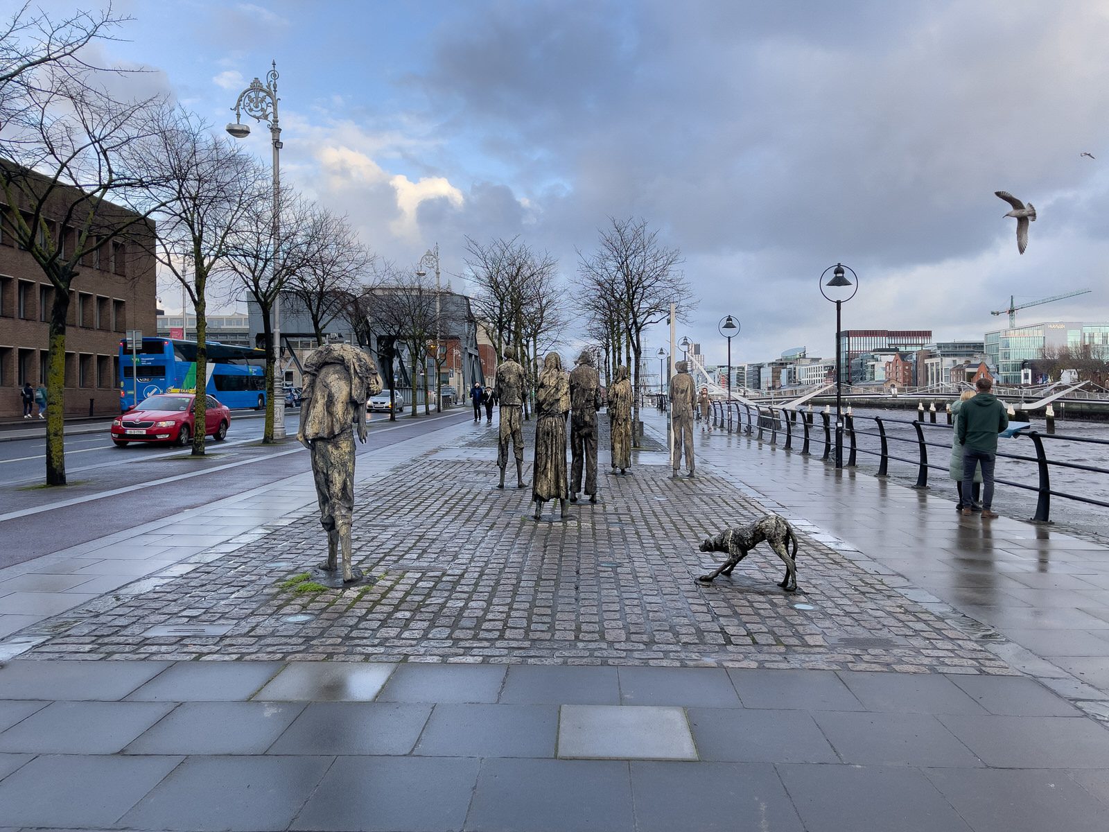 THE FAMINE MEMORIAL  005