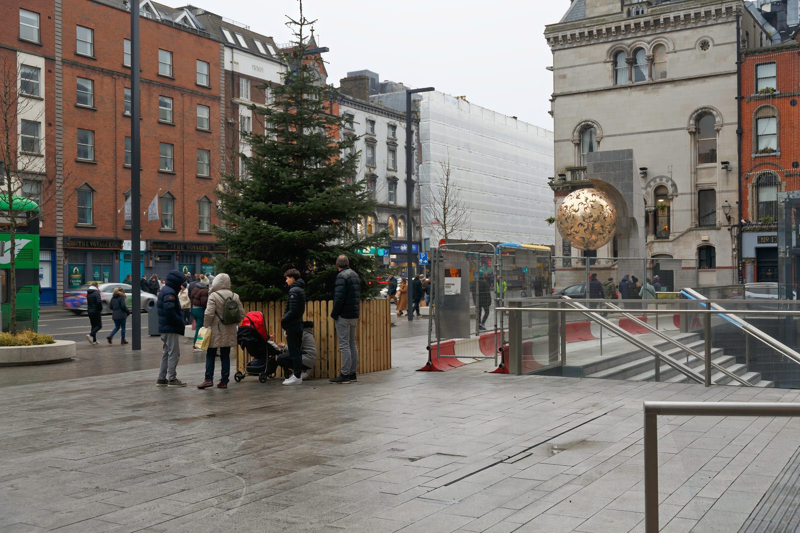 THE NEW CENTRAL PLAZA ON DAME STREET 004