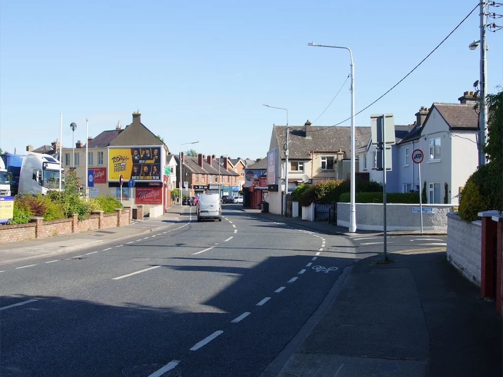 TERENURE ROAD NORTH [PHOTOGRAPHED AUGUST 2022] 010