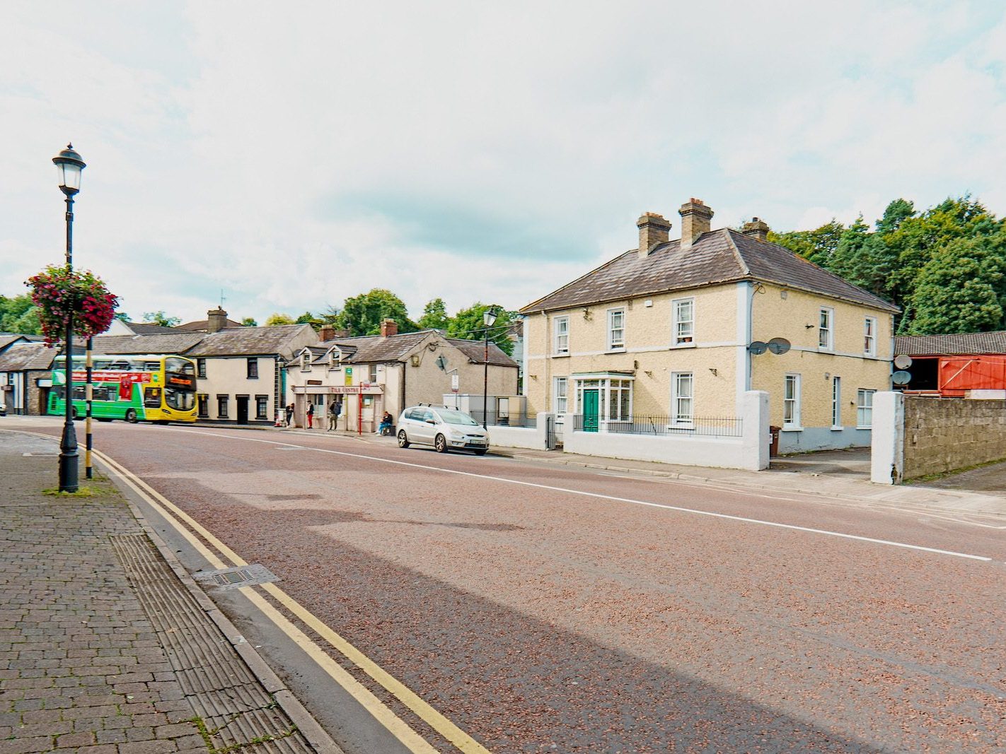 LEIXLIP MAIN STREET [HOME TO THE FARENDERS RATHER THAN THE HILLERS] 015