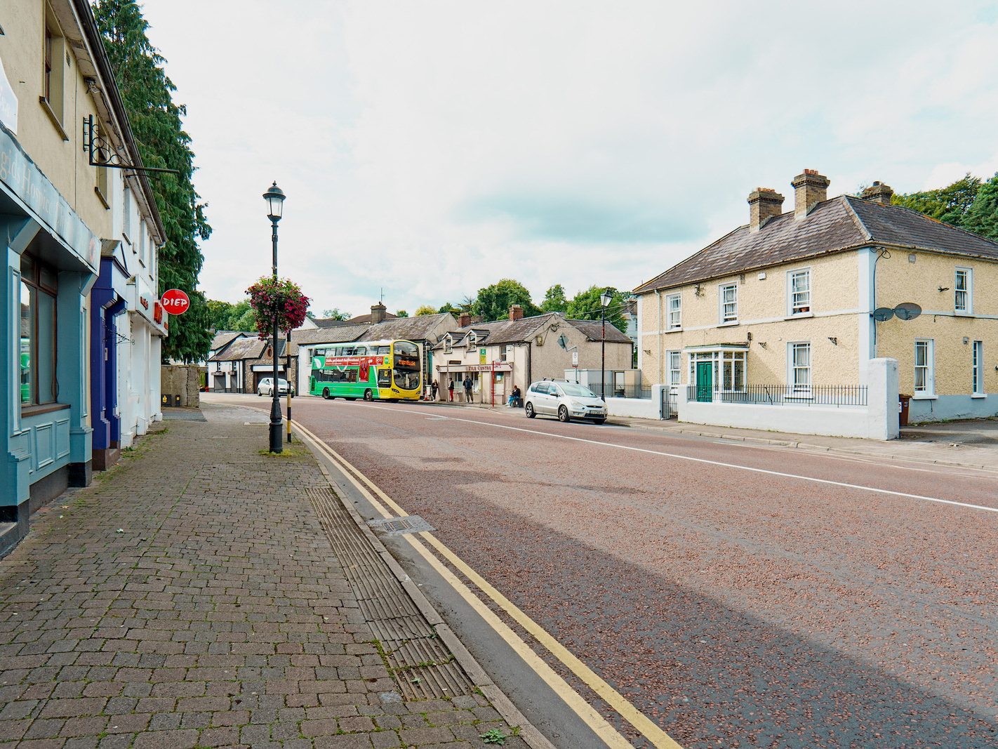 LEIXLIP MAIN STREET [HOME TO THE FARENDERS RATHER THAN THE HILLERS] 020