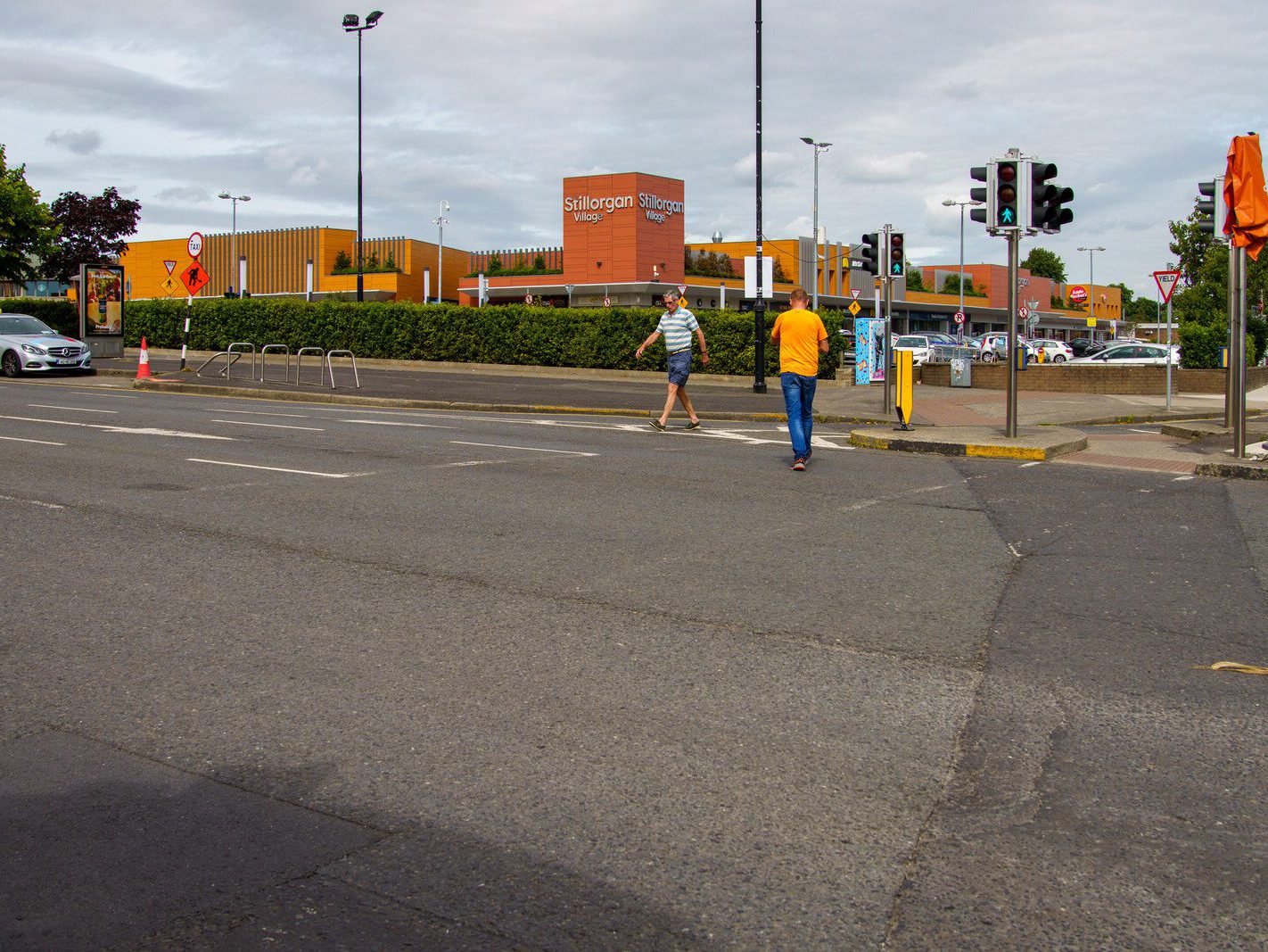 STILLORGAN SHOPPING CENTRE [AND THE SITE WHERE THE BOWLING ALLEY WAS]-243793-1