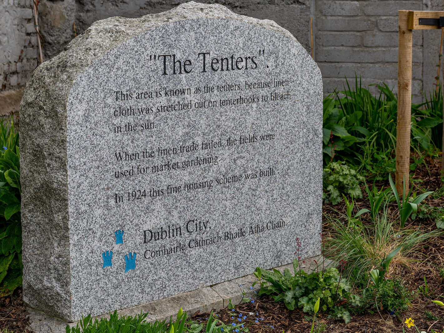 THE TENTERS COMMEMORATIVE STONE [CLARENCE MANGAN ROAD DUBLIN 8]-249716-1