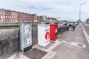  PAINT A BOX STREET ART 