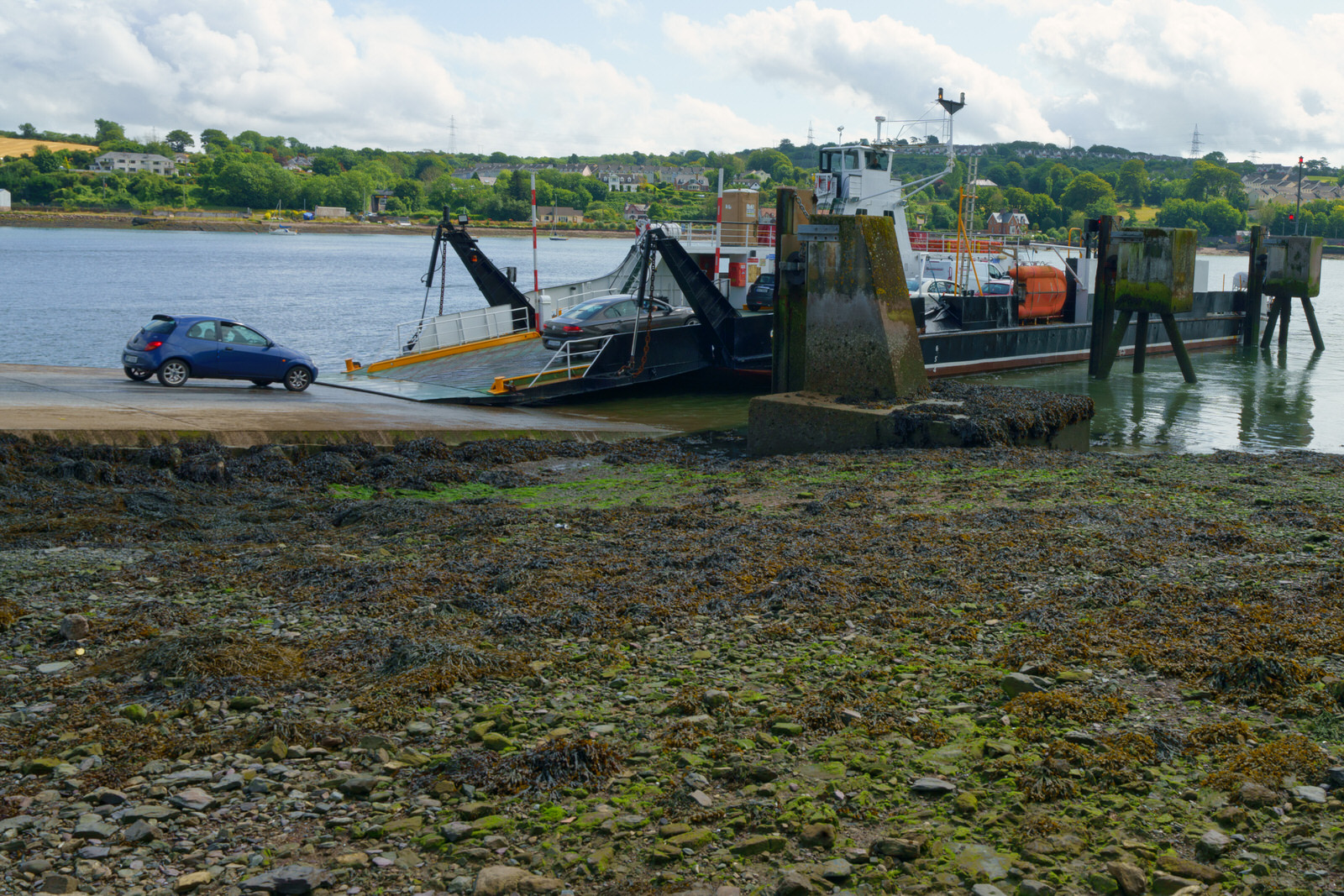 CROSS RIVER FERRY SERVICE IN CORK [GLENBROOK AND CARRIGALOE]
 008