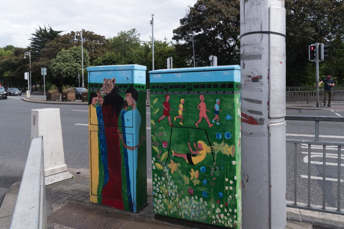 STREET ART IN FAIRVIEW [PAINTED UTILITY CABINETS] 003