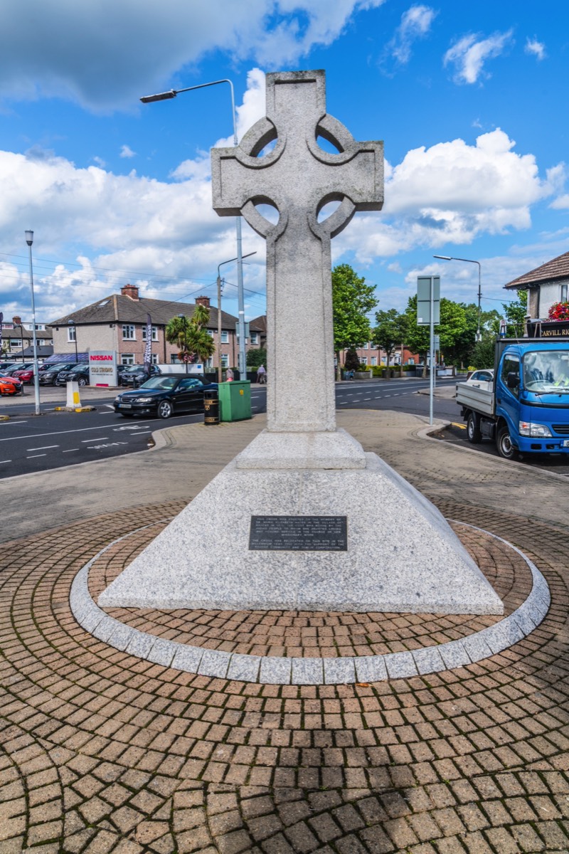 THE HAYES CROSS [ALSO KNOWN AS THE RAHENY CROSS] 007
