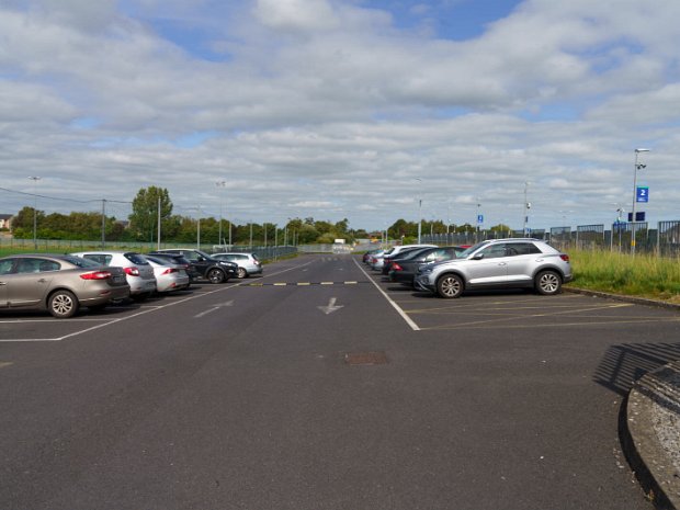 NEWBRIDGE TRAIN STATION