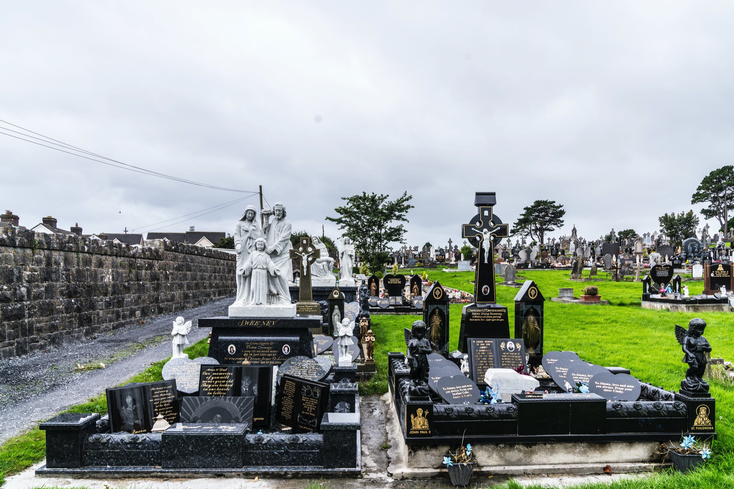 BOHERMORE VICTORIAN CEMETERY IN GALWAY