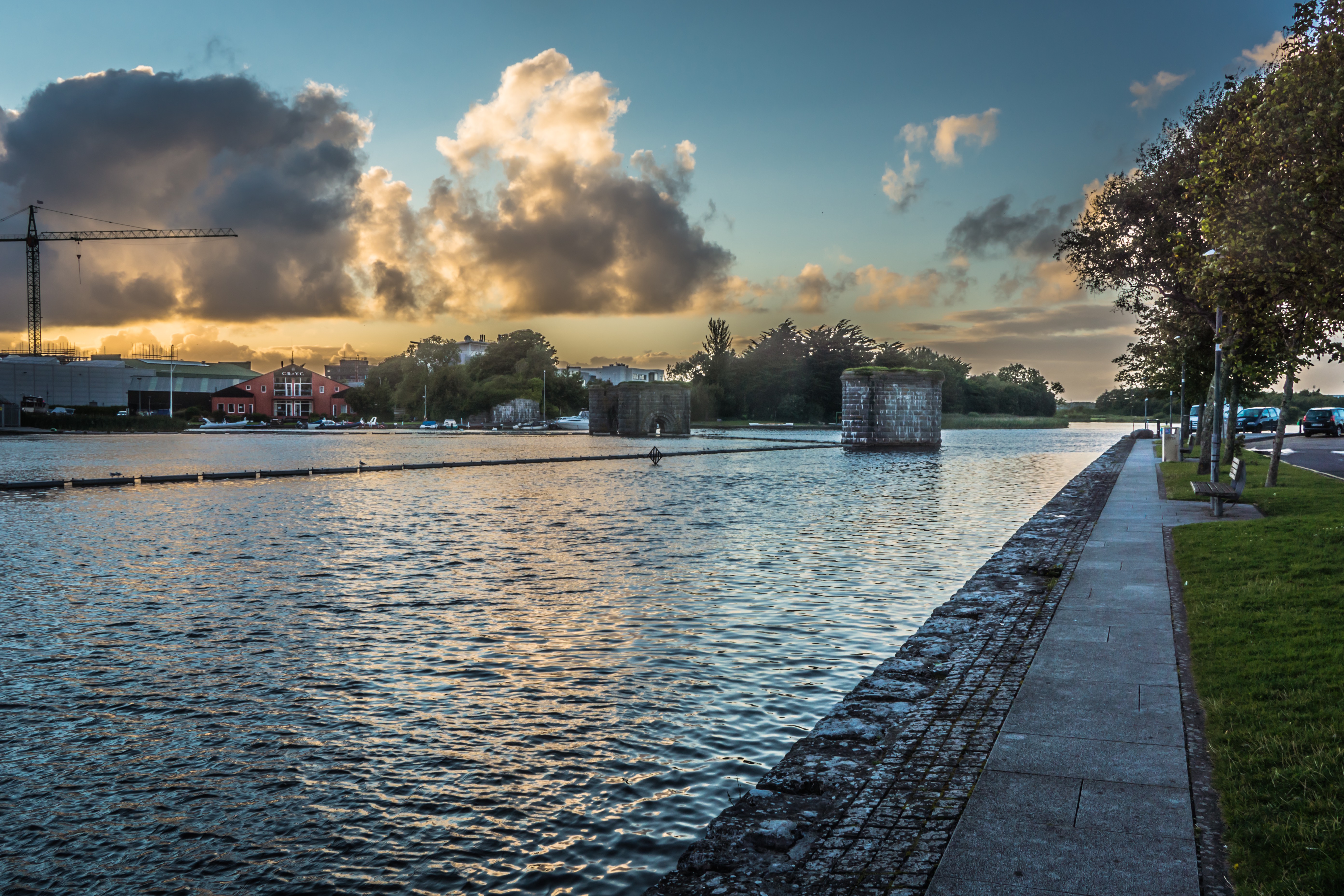  THE WATERWAYS OF GALWAY 002 