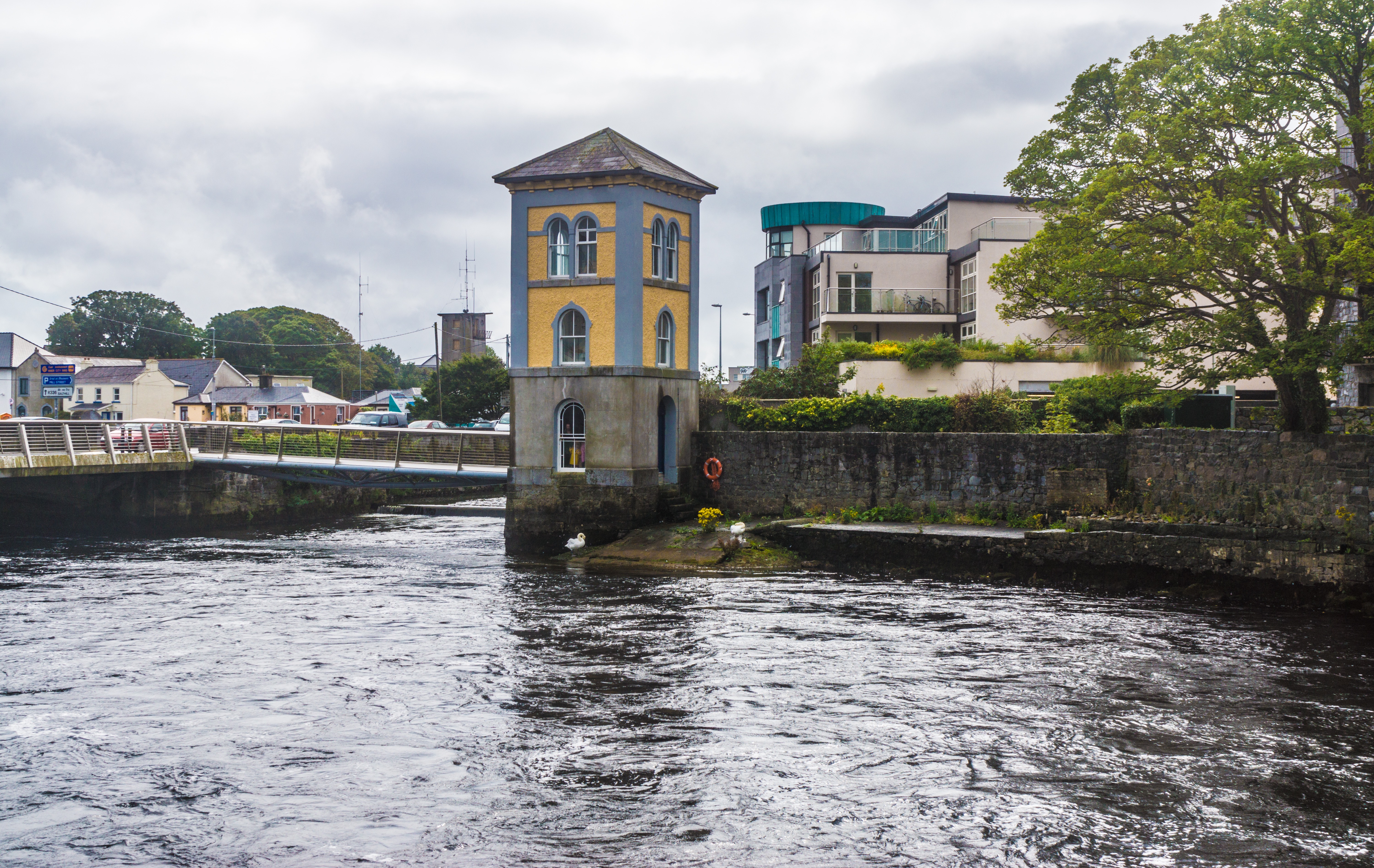  THE WATERWAYS OF GALWAY 004 