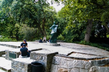  WILLIAM BUTLER YEATS MEMORIAL BY HENRY MOORE  